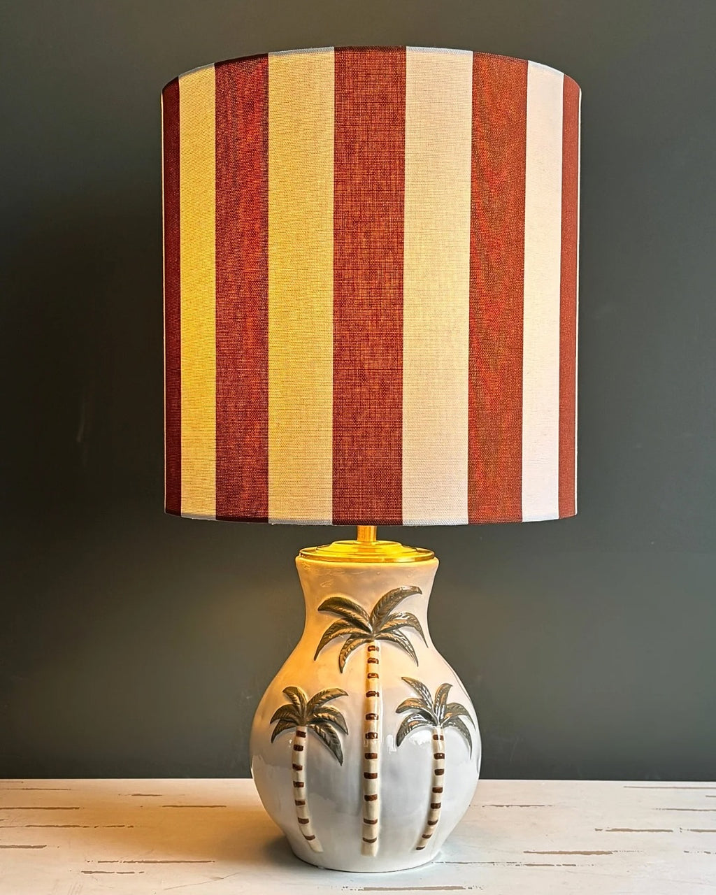 Coastal Palm Ceramic Table Lamp with Striped Shade – Handmade Tropical Accent Lighting for Elegant Home Décor