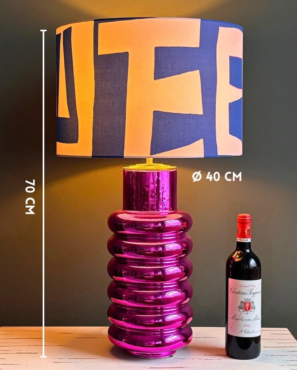Modern Purple Ceramic Table Lamp with Abstract Geometric Shade – Contemporary Artistic Lighting for Stylish Interiors