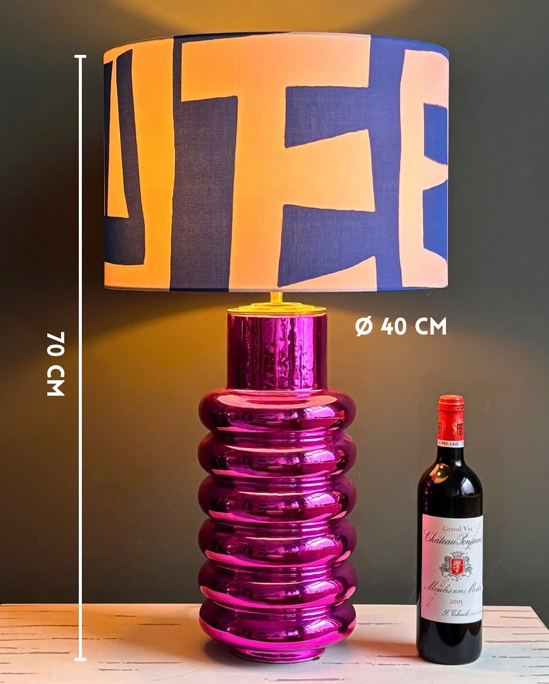 Modern Purple Ceramic Table Lamp with Abstract Geometric Shade – Contemporary Artistic Lighting for Stylish Interiors