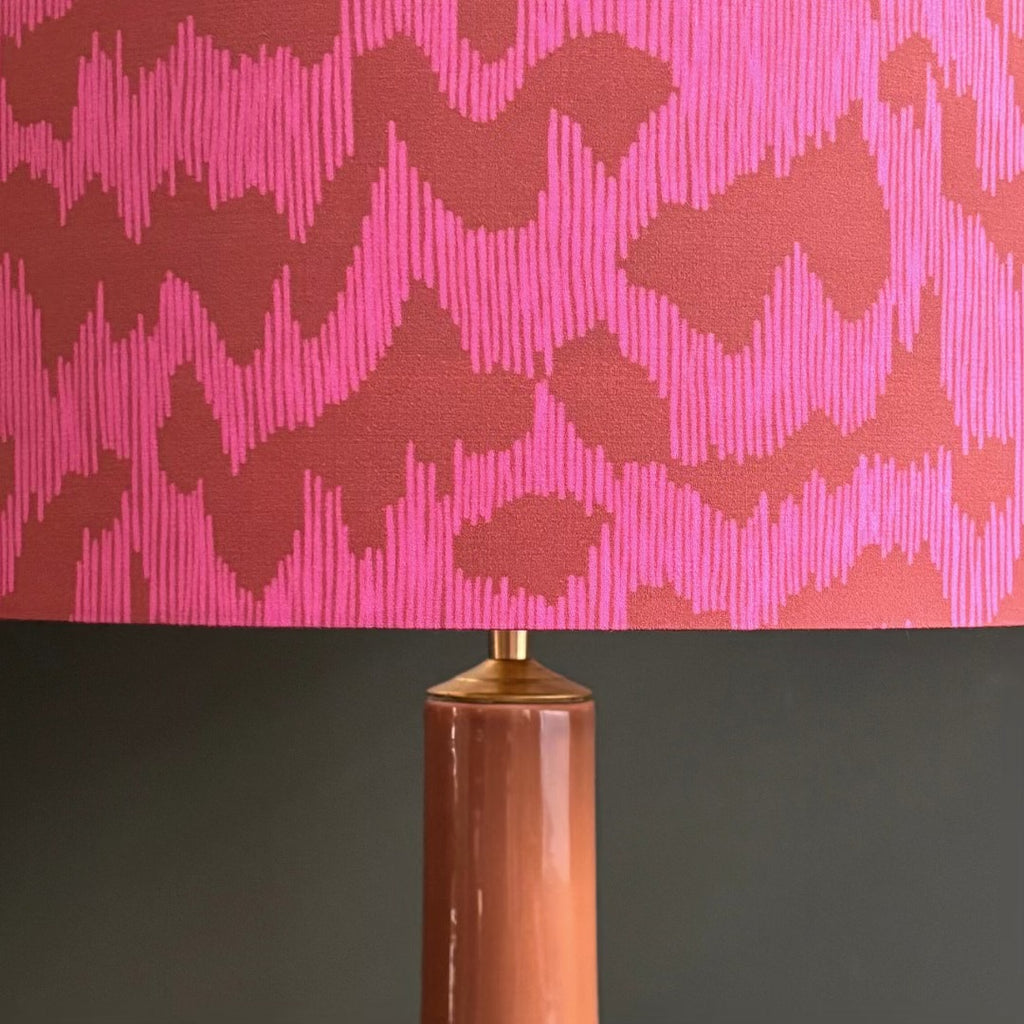 Modern Coral Ceramic Table Lamp with Pink Abstract Fabric Shade – Handmade Decorative Accent Light for Contemporary Interiors